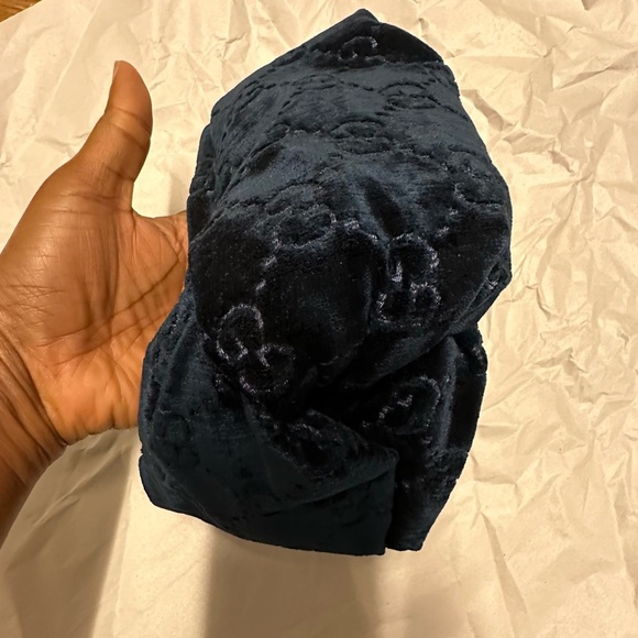 Gucci GG Velvet Headband - Picture 8 of 16